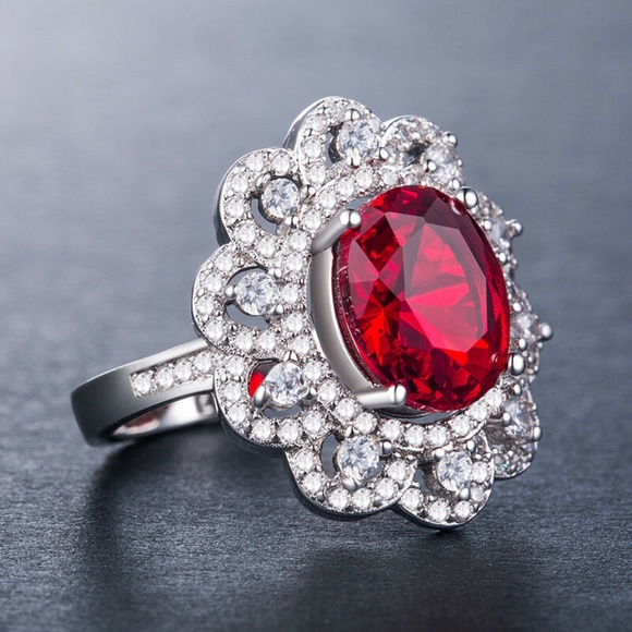 925 Silver Oval Cut Ruby Ring New - Picture 2 of 4